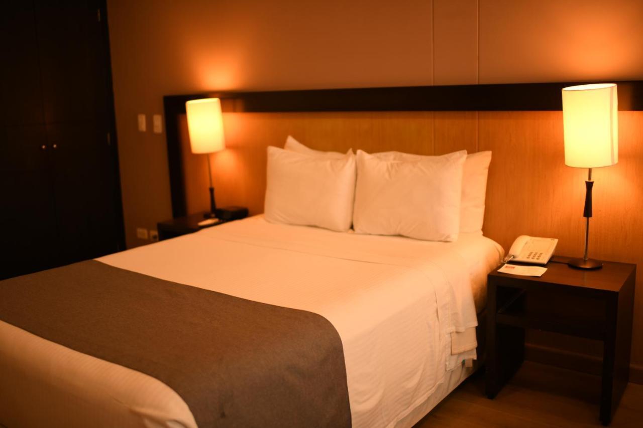 Mi Hotel Sandiego Медельин Экстерьер фото