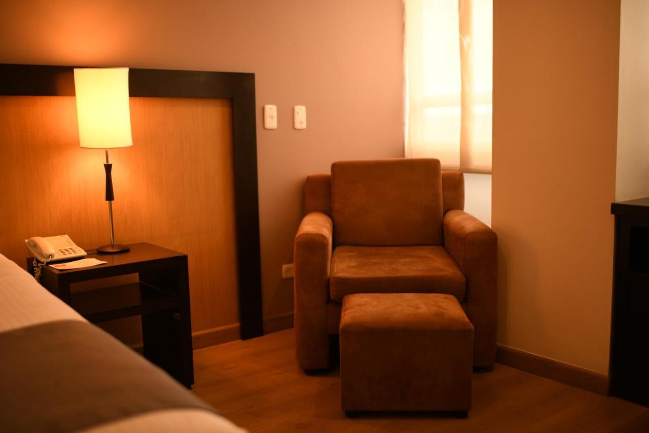 Mi Hotel Sandiego Медельин Экстерьер фото